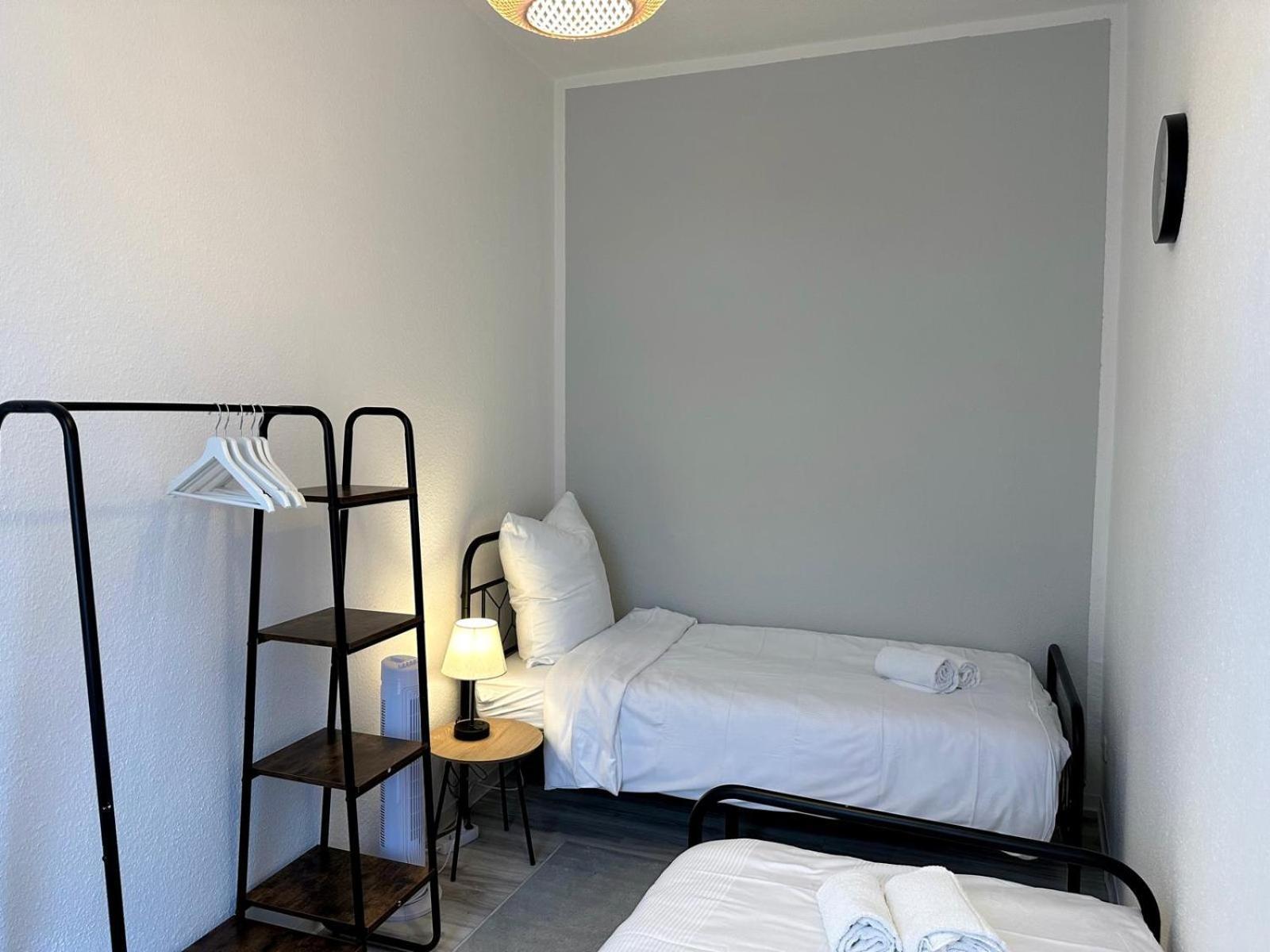 Raha Apartments - Grosses 3 Z-Apartment - Erdgeschoss - Domplatz - Vollausstattung Erfurt Luaran gambar
