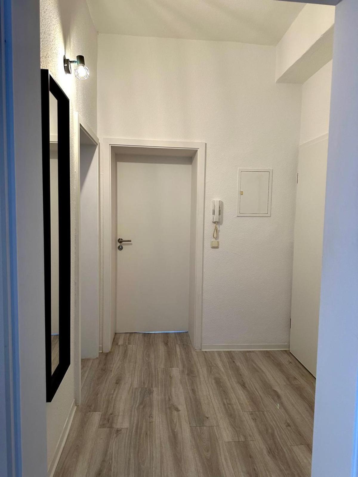 Raha Apartments - Grosses 3 Z-Apartment - Erdgeschoss - Domplatz - Vollausstattung Erfurt Luaran gambar